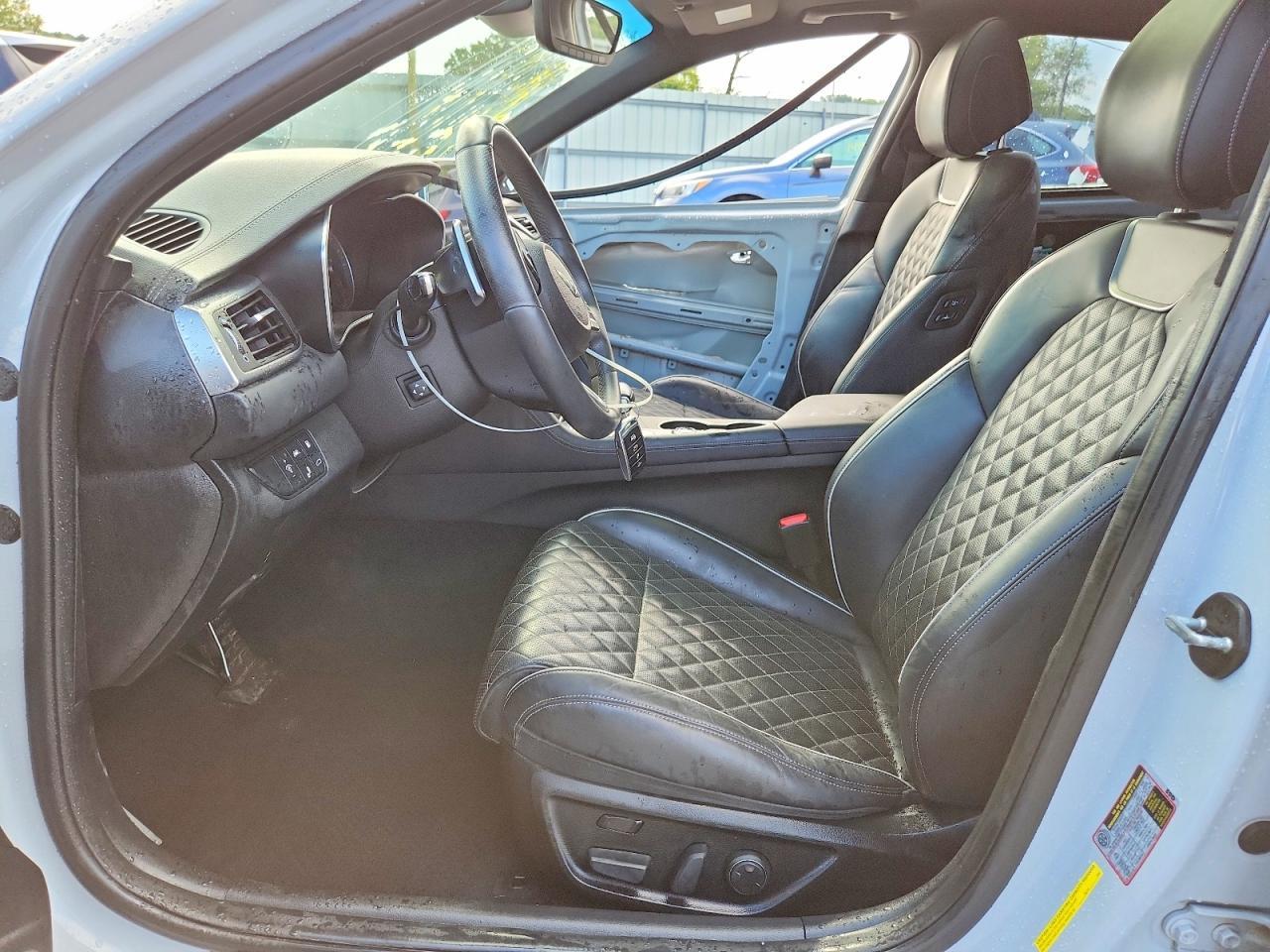 2019 Genesis G70 2.0T Advanced - Фото 7