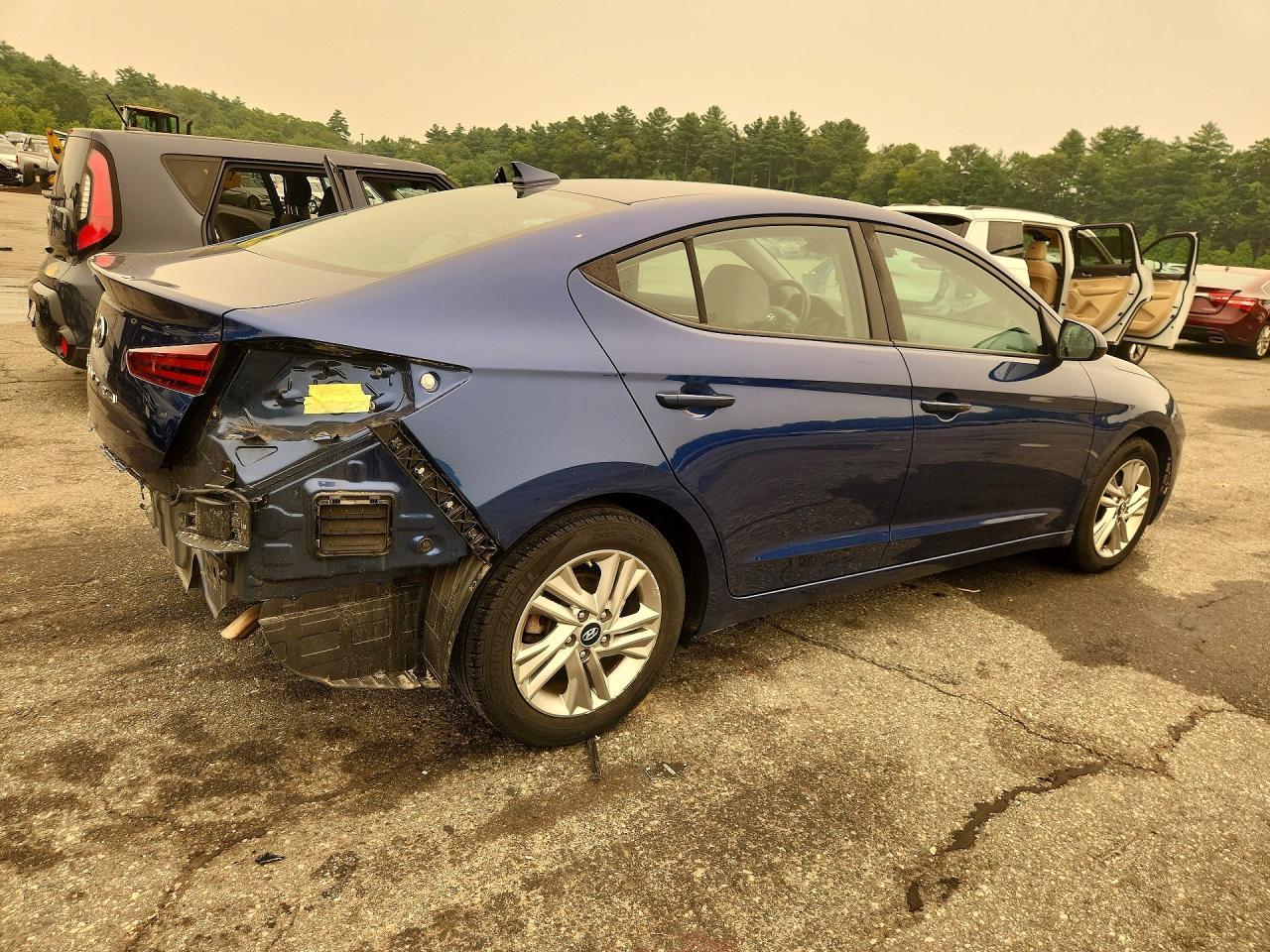 2020 Hyundai Elantra Sel - Фото 3