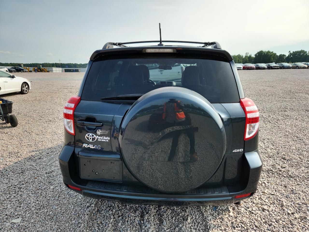 2012 Toyota Rav4 Limited - Image 6