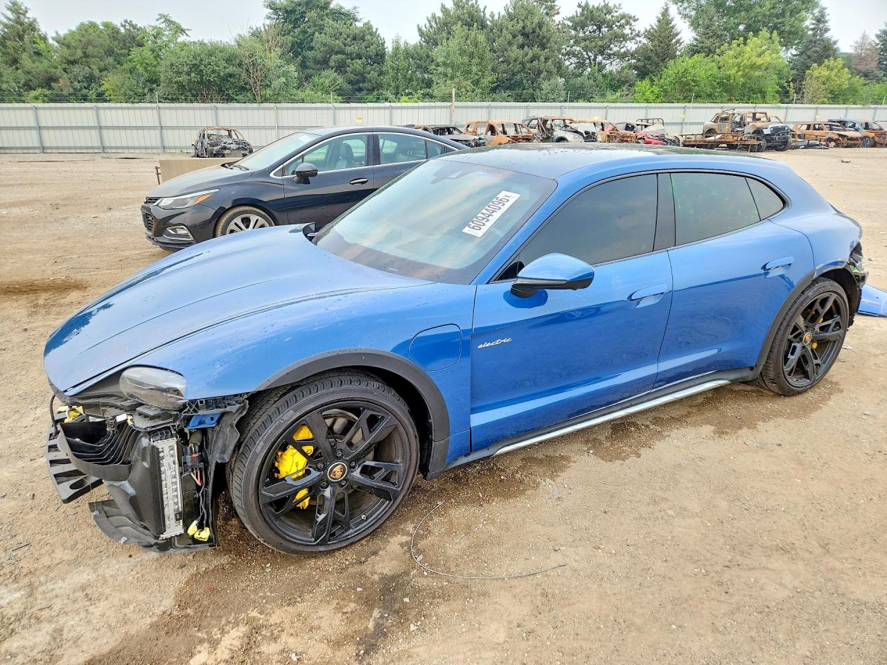 2024 Porsche Taycan Cross Turismo 4