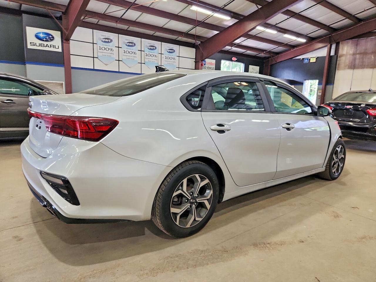 2019 Kia Forte Lxs - Image 3