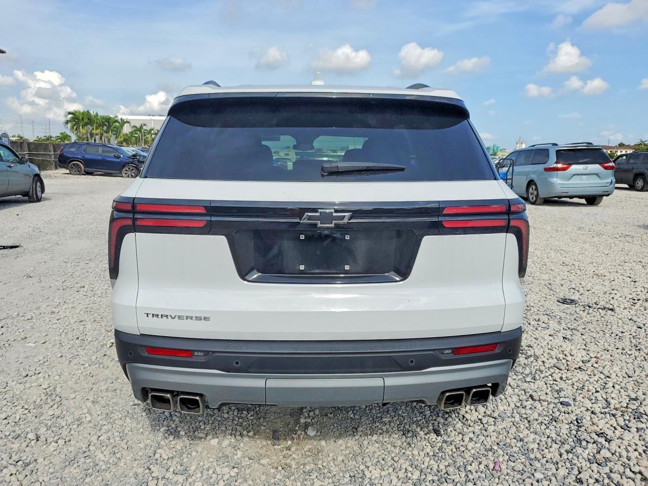 2025 Chevrolet Traverse Lt - Фото 6