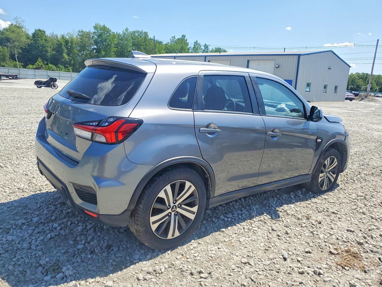2021 Mitsubishi Outlander Sport Es - Фото 3