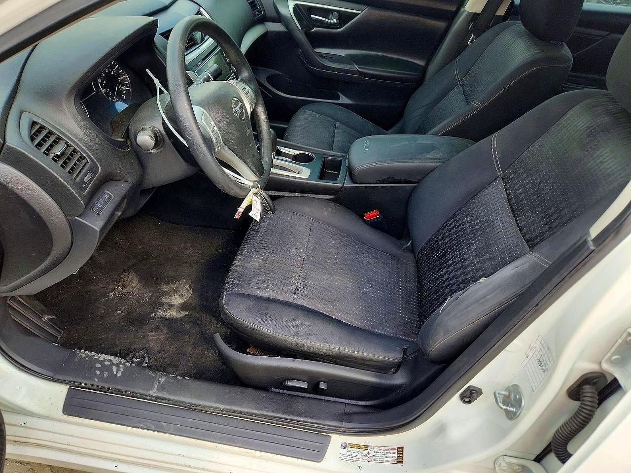 2017 Nissan Altima 2.5 S - Image 7