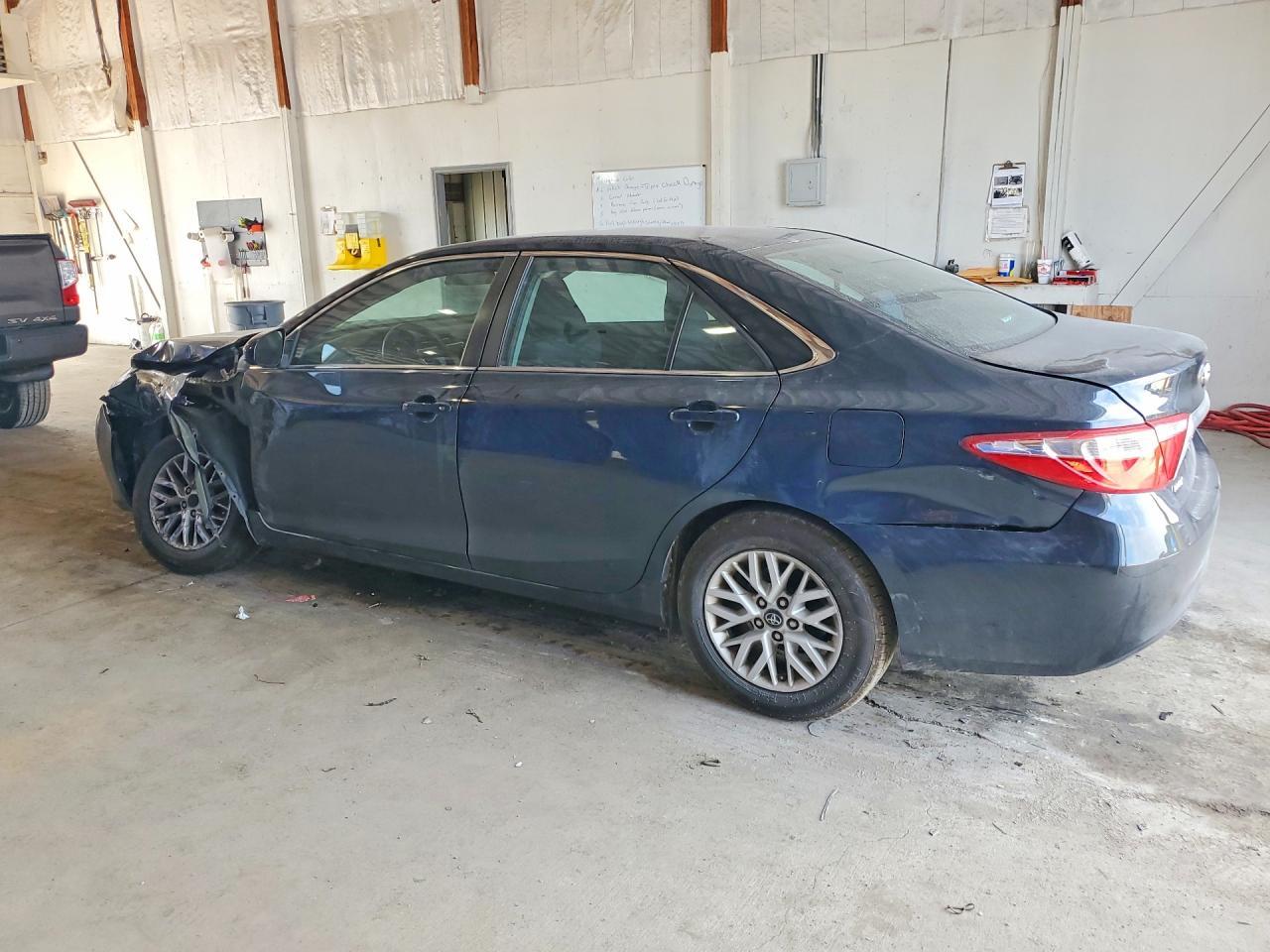 2017 Toyota Camry Le - Image 2