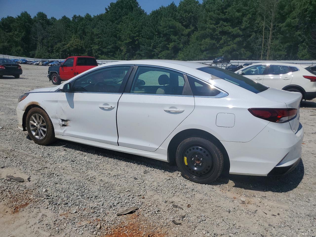 2018 Hyundai Sonata Se - Фото 2
