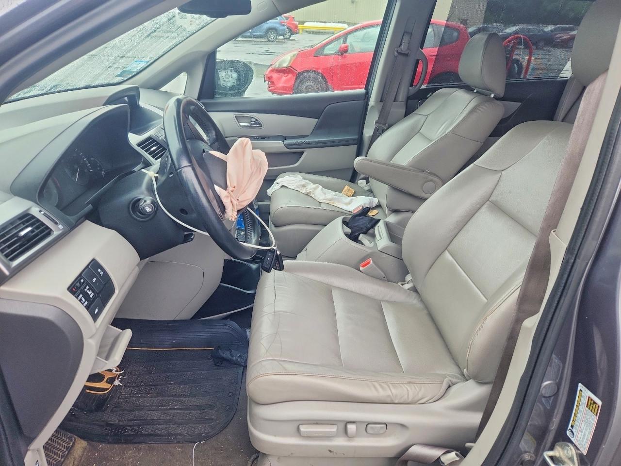 2014 Honda Odyssey Exl - Image 7