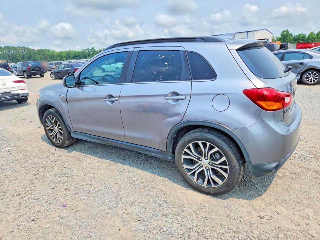 2017 Mitsubishi Outlander Sport Sel - Фото 2