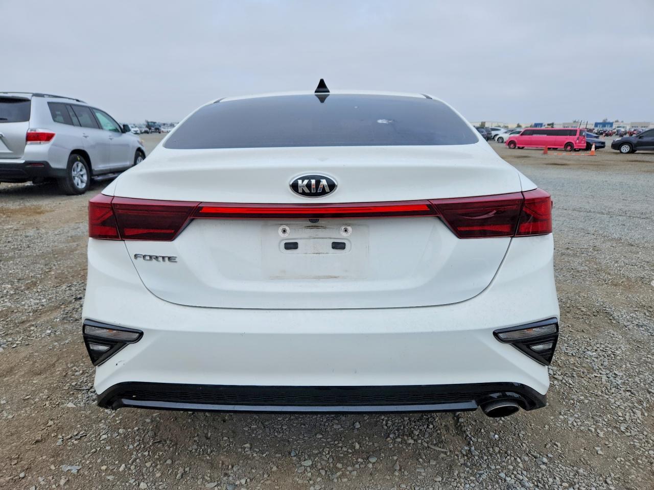 2021 Kia Forte Lxs - Фото 6