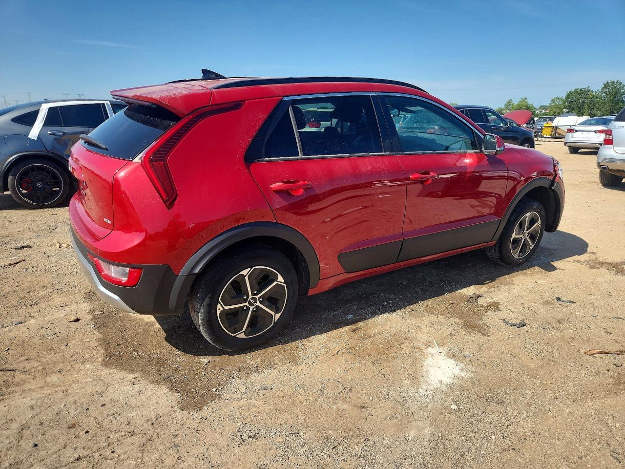 2023 Kia Niro Ex - Image 3