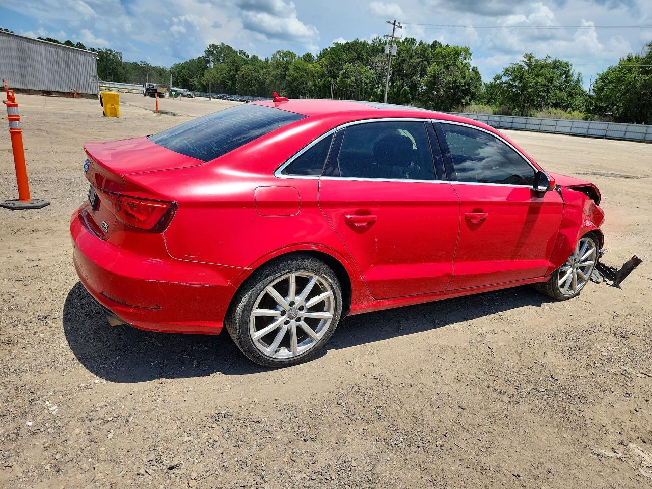 2015 Audi A3 Premium Plus - Фото 3