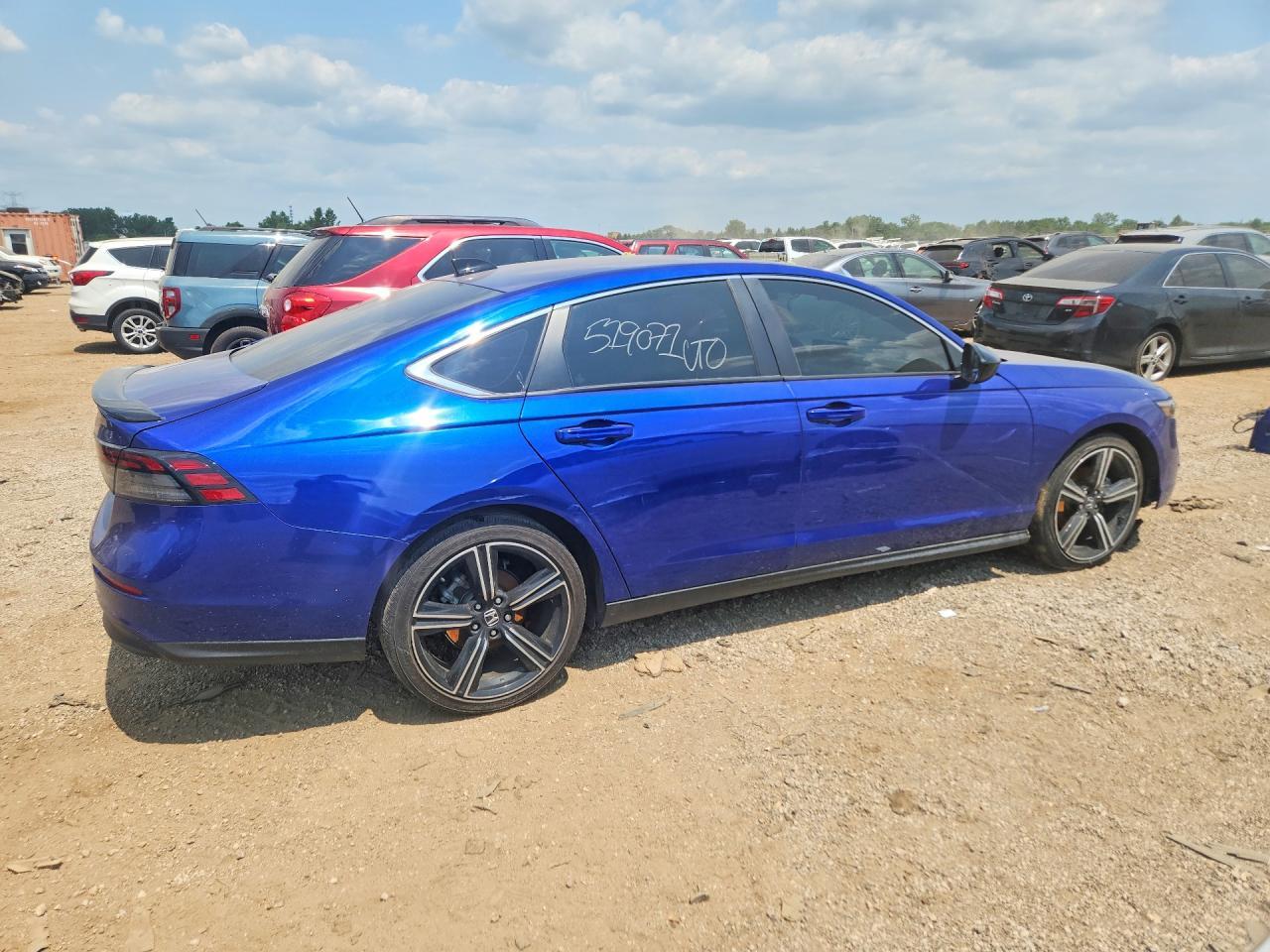 2025 Honda Accord Hybrid Sport - Image 3