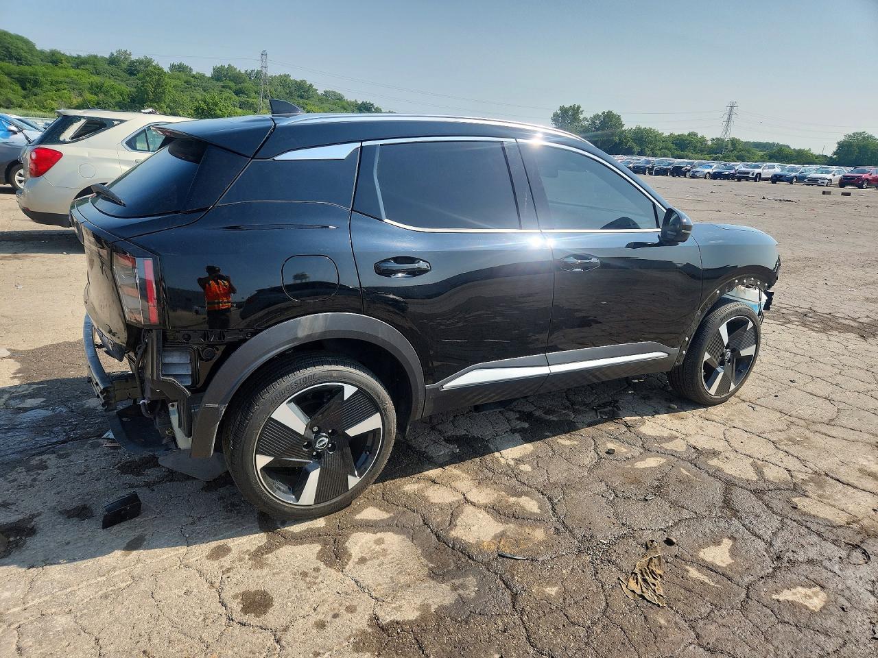 2025 Nissan Kicks Sr - Фото 3