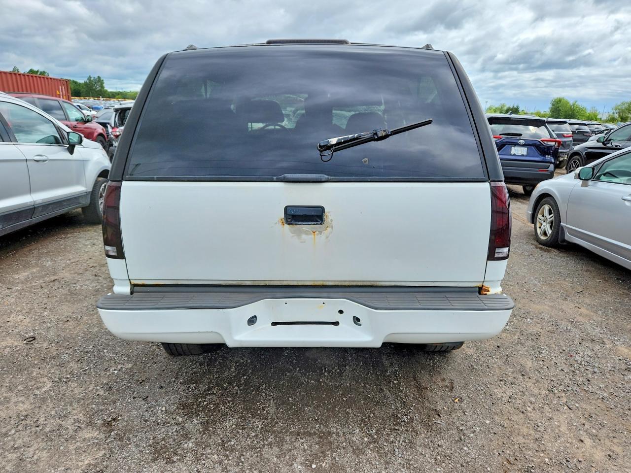 1998 Chevrolet Tahoe K1500 - Фото 6