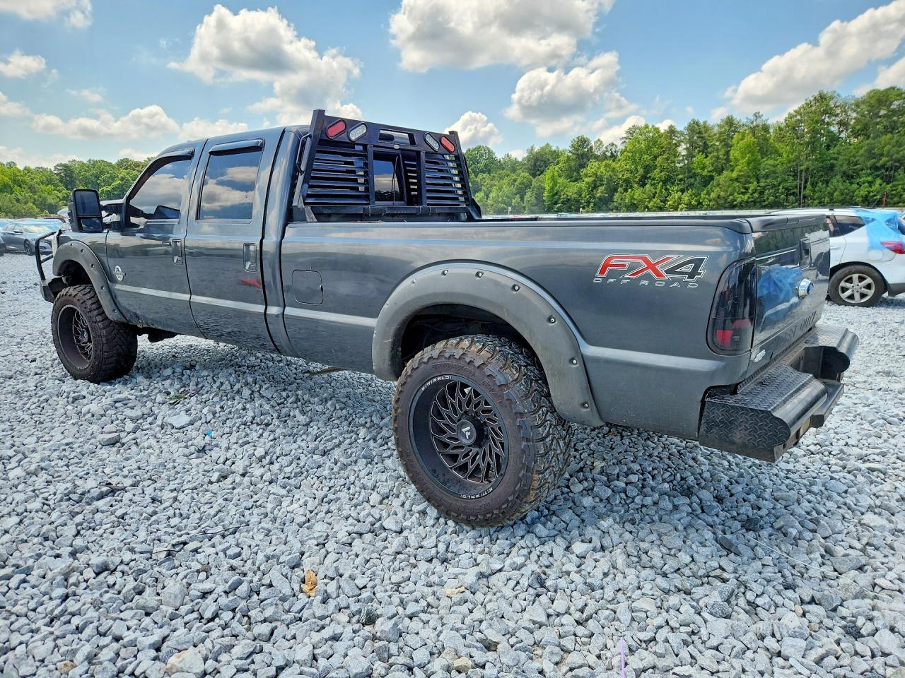 2016 Ford F350 Super Duty - Image 2