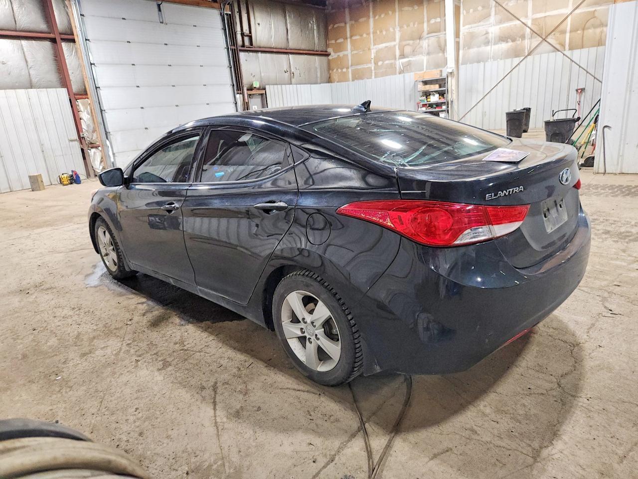 2013 Hyundai Elantra Gls - Image 2