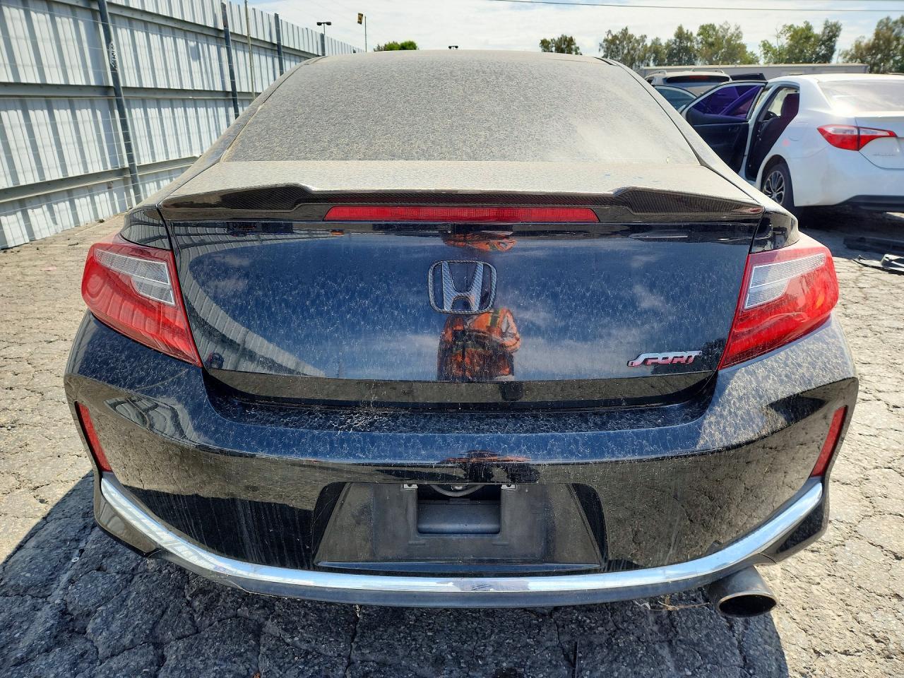 2017 Honda Accord Lx-S - Фото 6