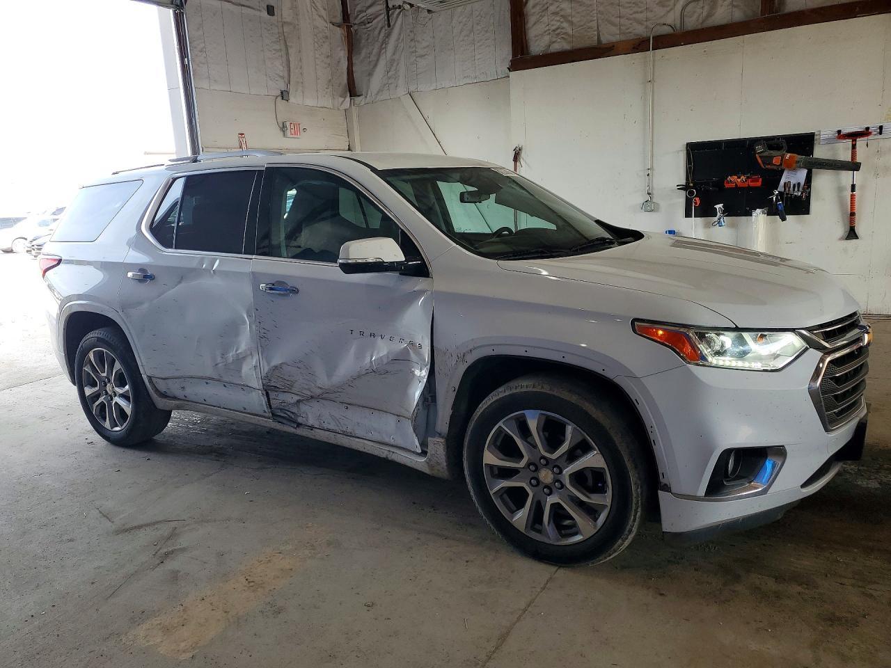 2018 Chevrolet Traverse Premier - Фото 4