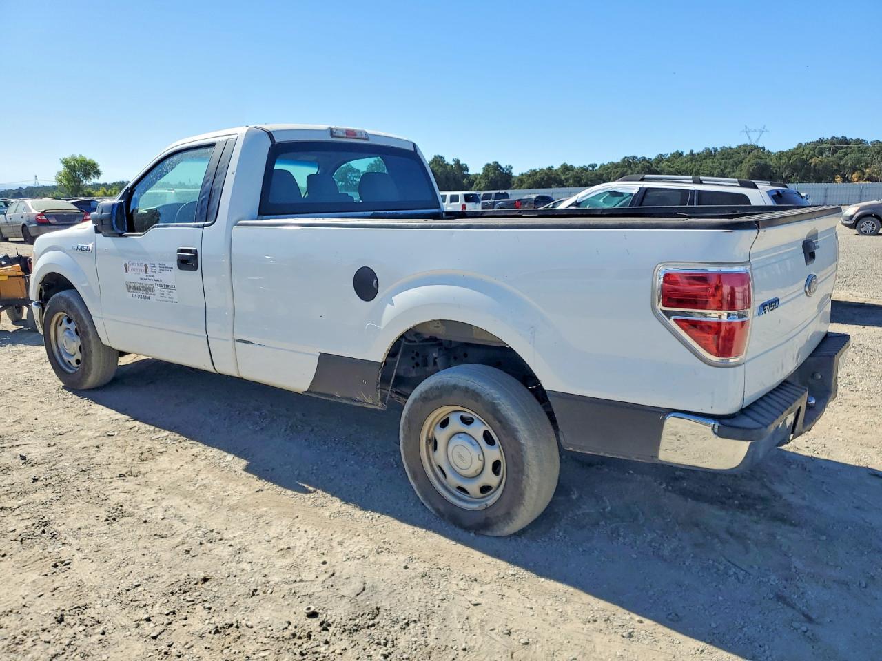 2012 Ford F150 - Фото 2