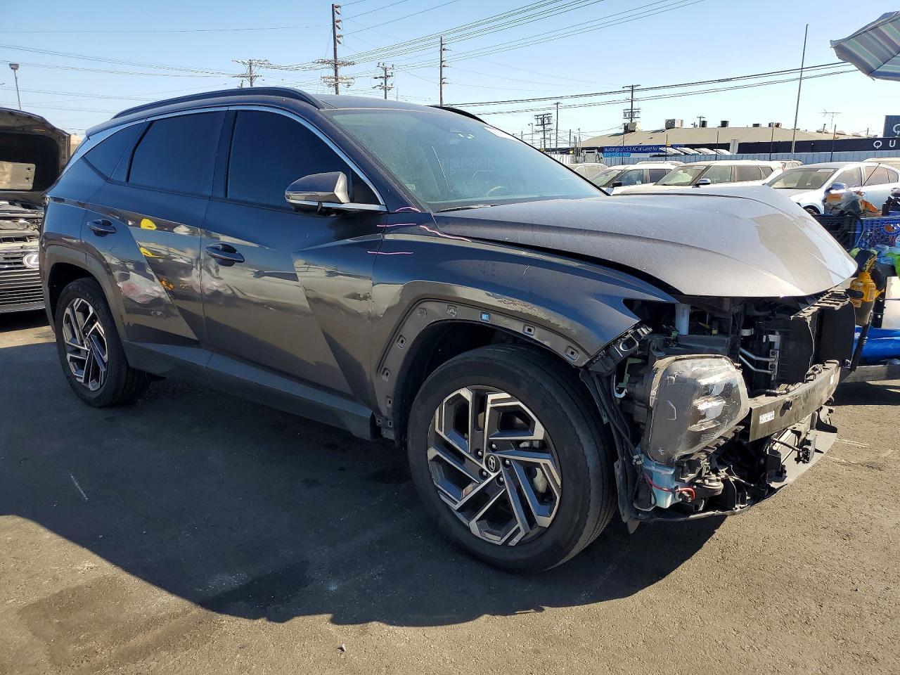 2025 Hyundai Tucson Limited - Image 4