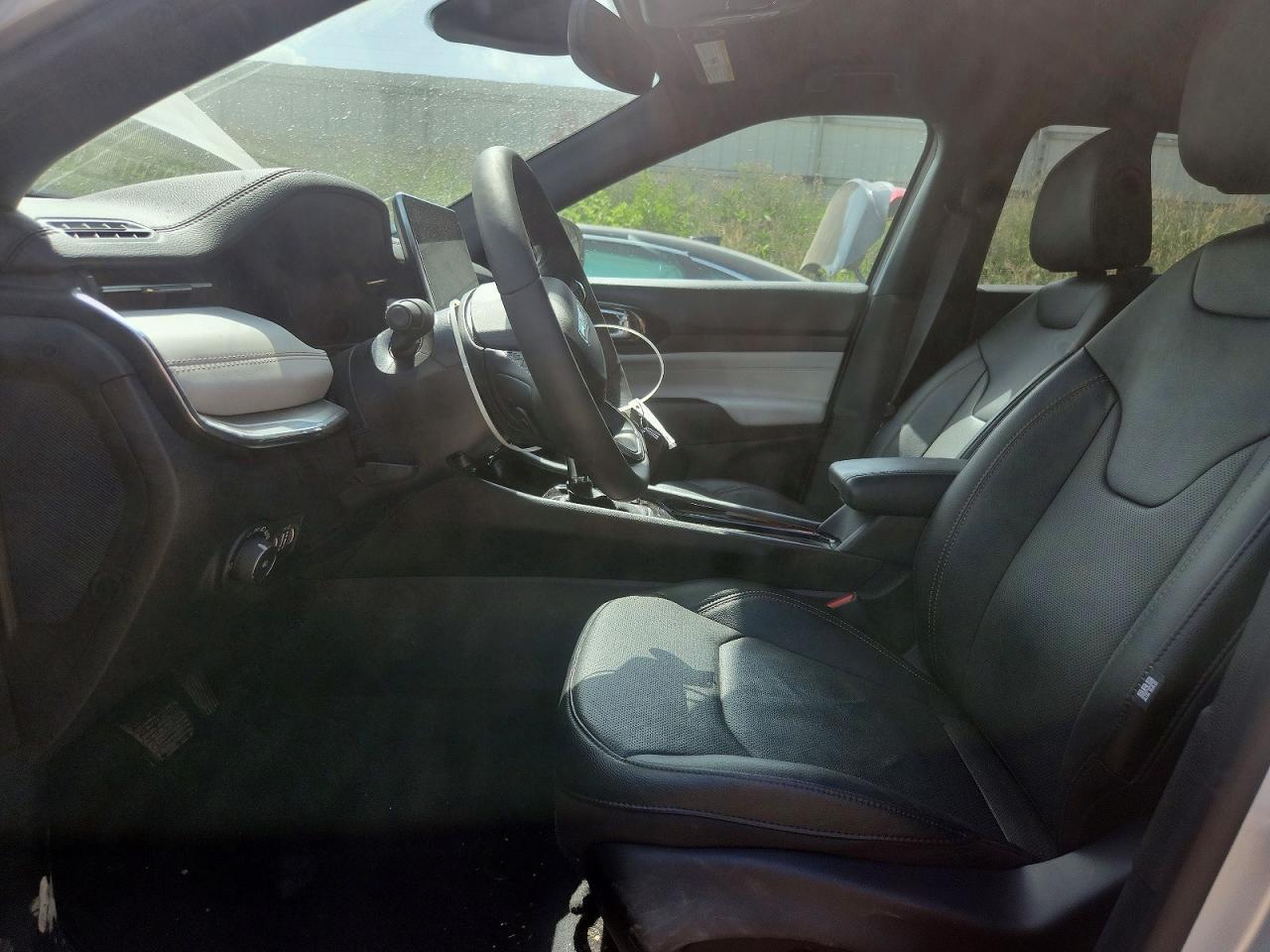 2024 Jeep Compass Limited - Image 7