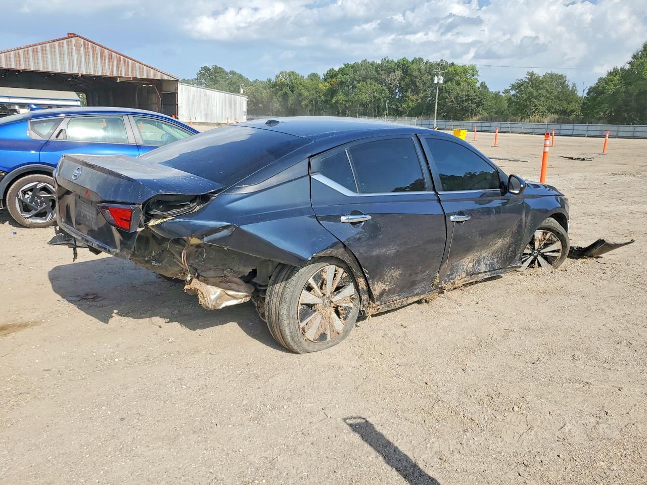 2022 Nissan Altima Sv - Image 3