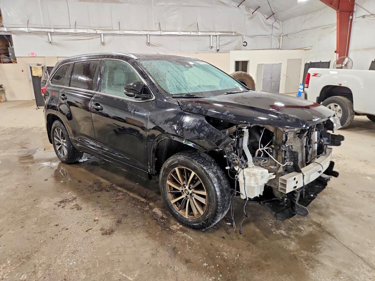 2018 Toyota Highlander Xle - Image 4