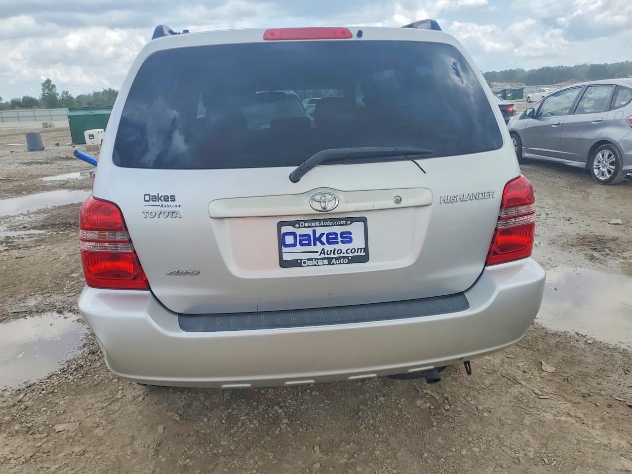 2002 Toyota Highlander Base - Фото 6