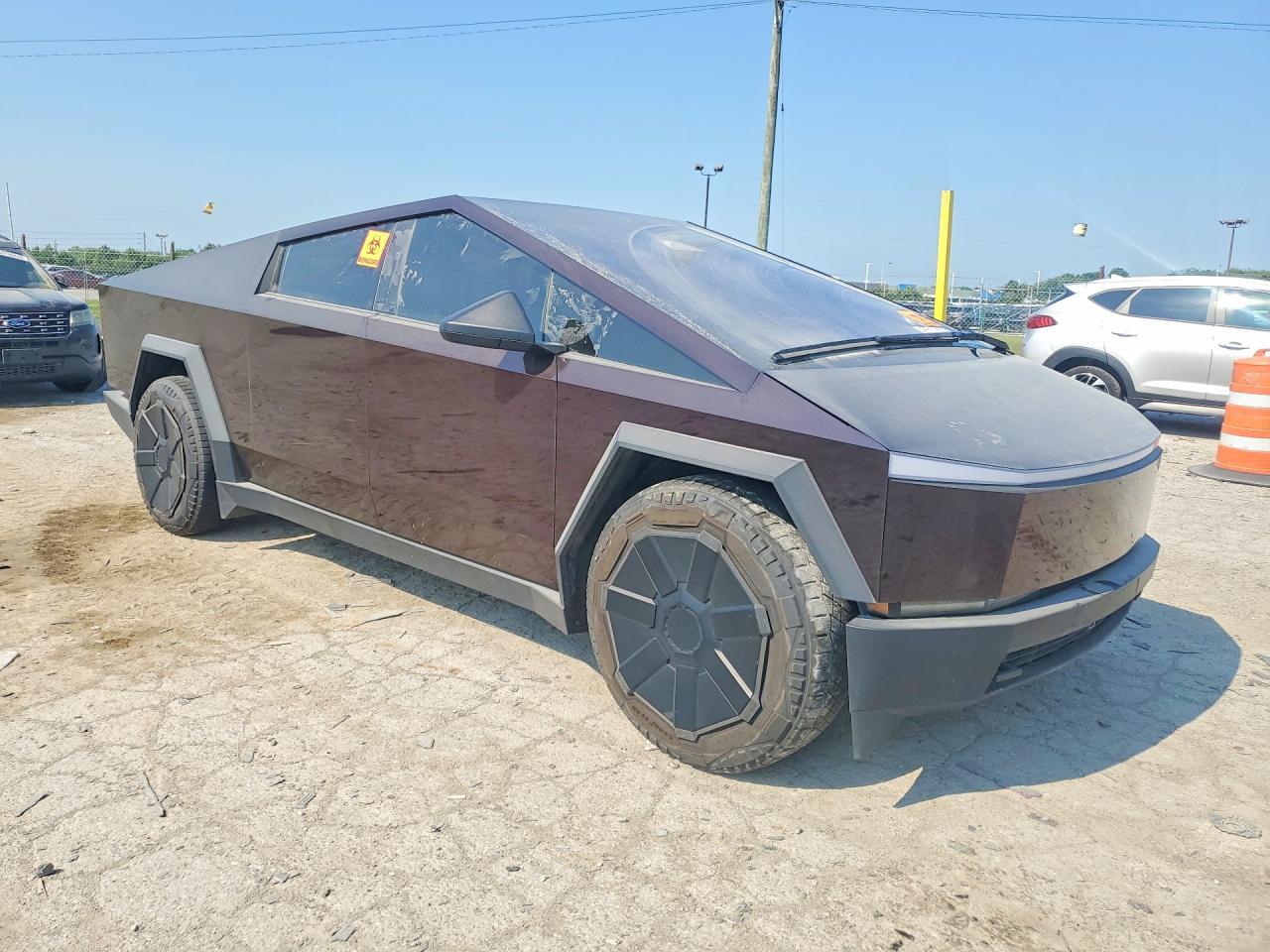 2024 Tesla Cybertruck - Image 4