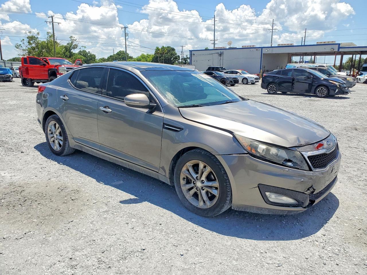2012 Kia Optima Ex - Image 4