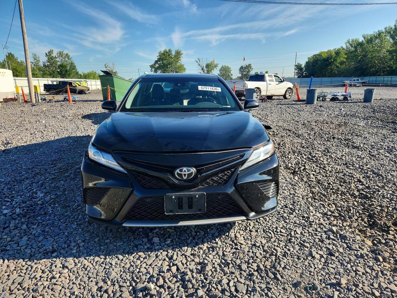 2018 Toyota Camry Xse - Фото 5
