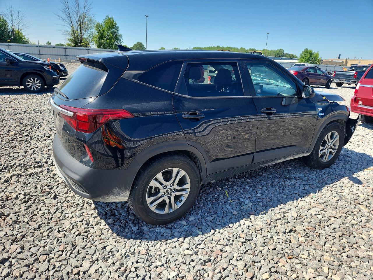 2021 Kia Seltos Lx - Фото 3
