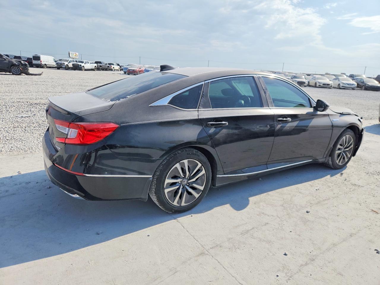 2020 Honda Accord Hybrid Exl - Image 3