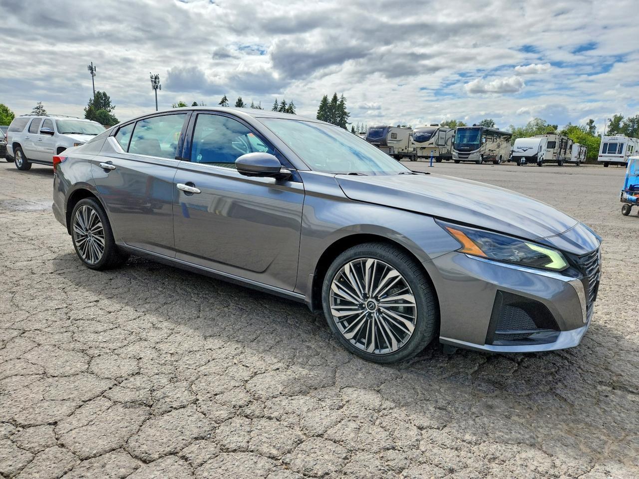 2023 Nissan Altima Sl - Фото 4