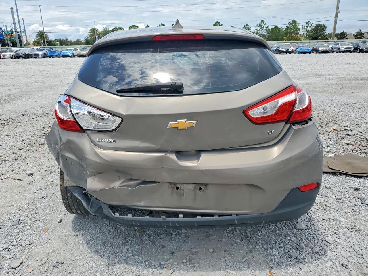 2017 Chevrolet Cruze Lt - Фото 6
