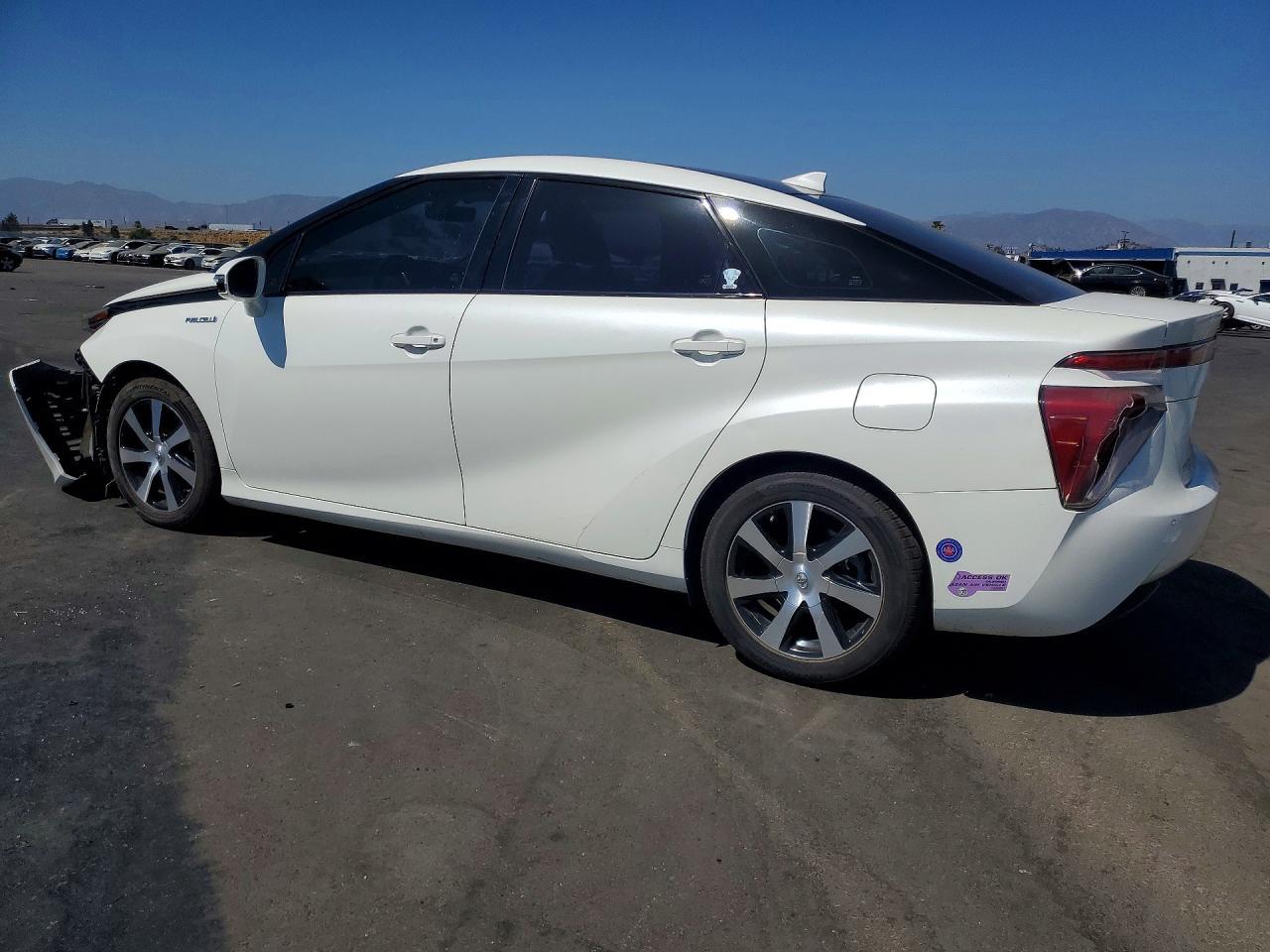 2018 Toyota Mirai Base - Image 2