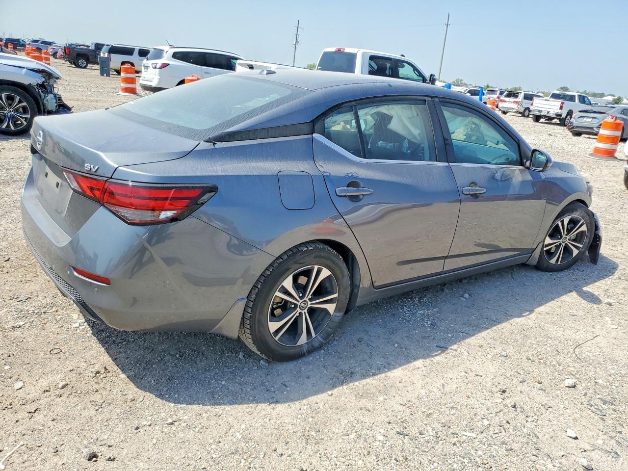 2022 Nissan Sentra Sv - Image 3