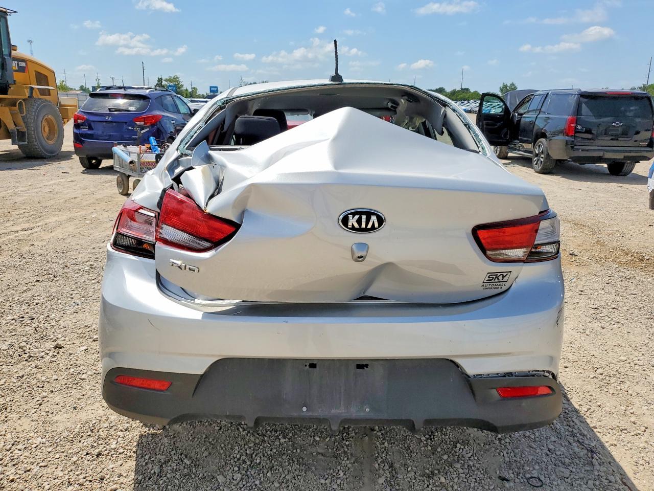 2019 Kia Rio S - Image 6