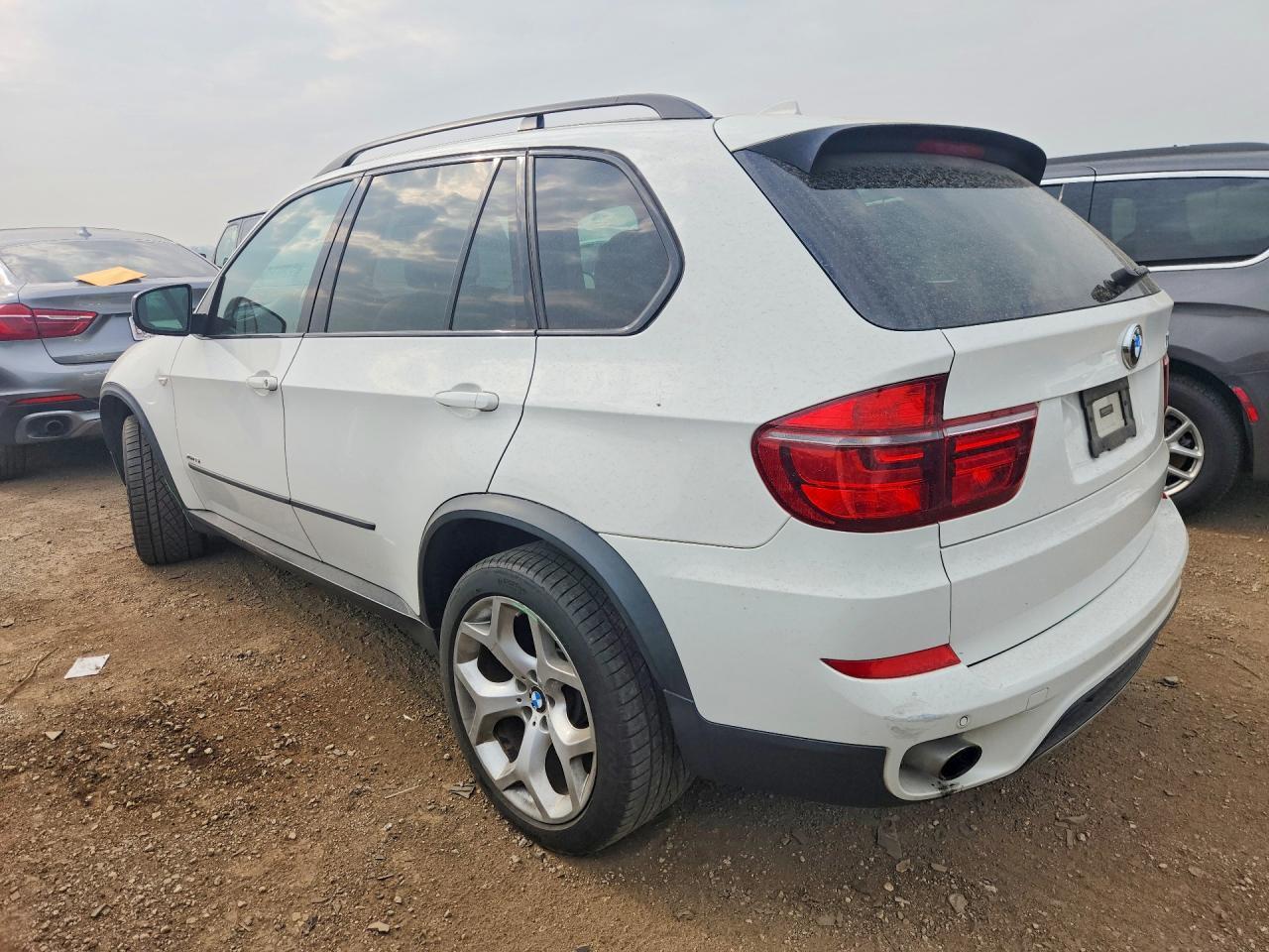 2013 BMW X5 xDrive35I - Image 2
