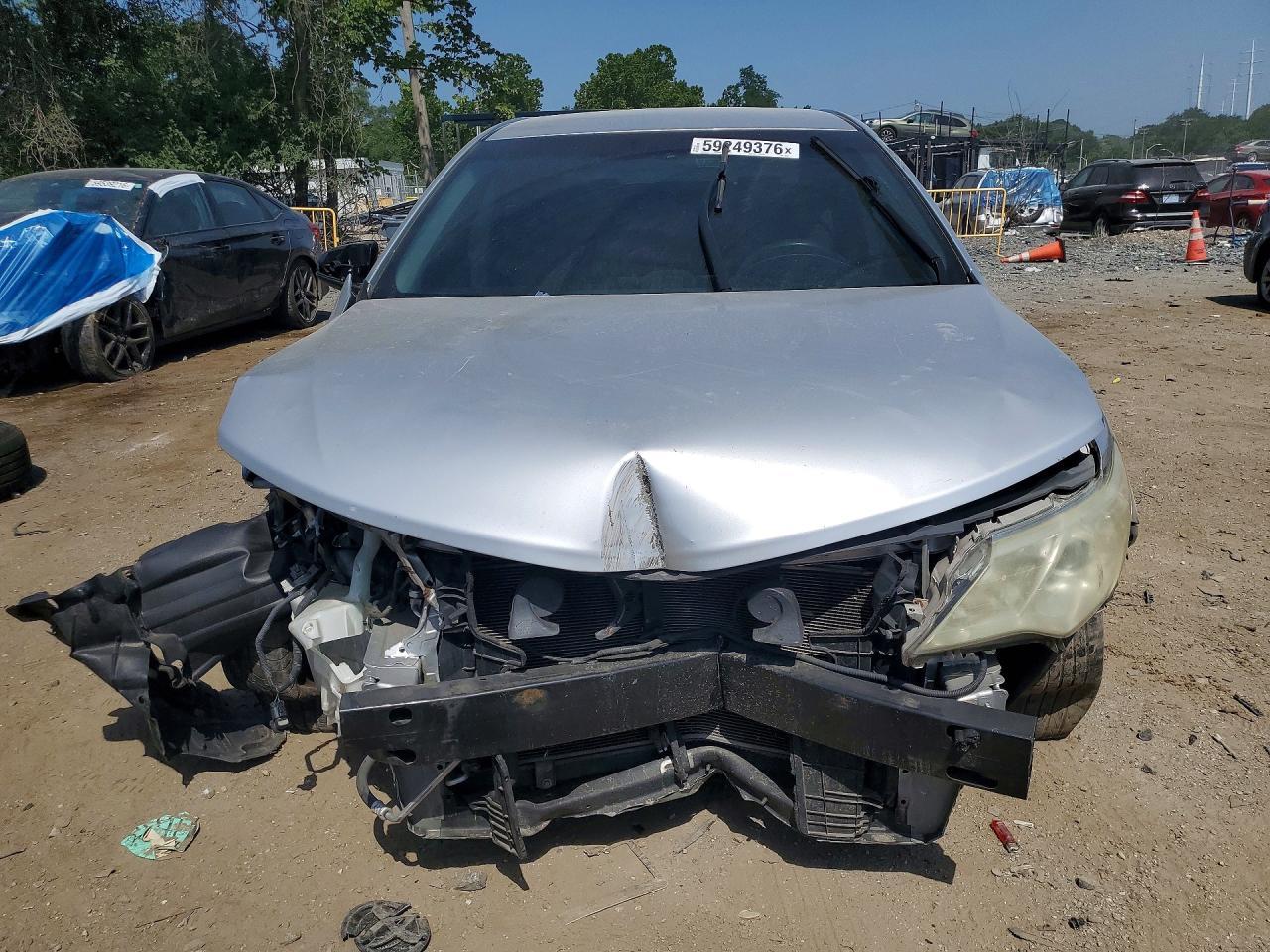 2014 Toyota Camry Le - Фото 5