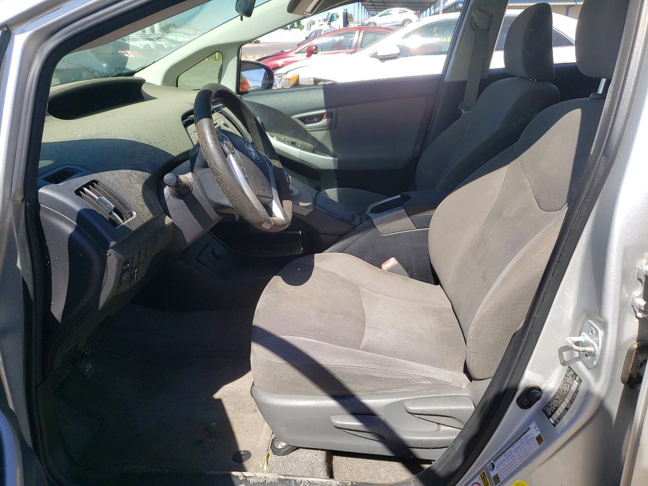 2013 Toyota Prius Three - Фото 7