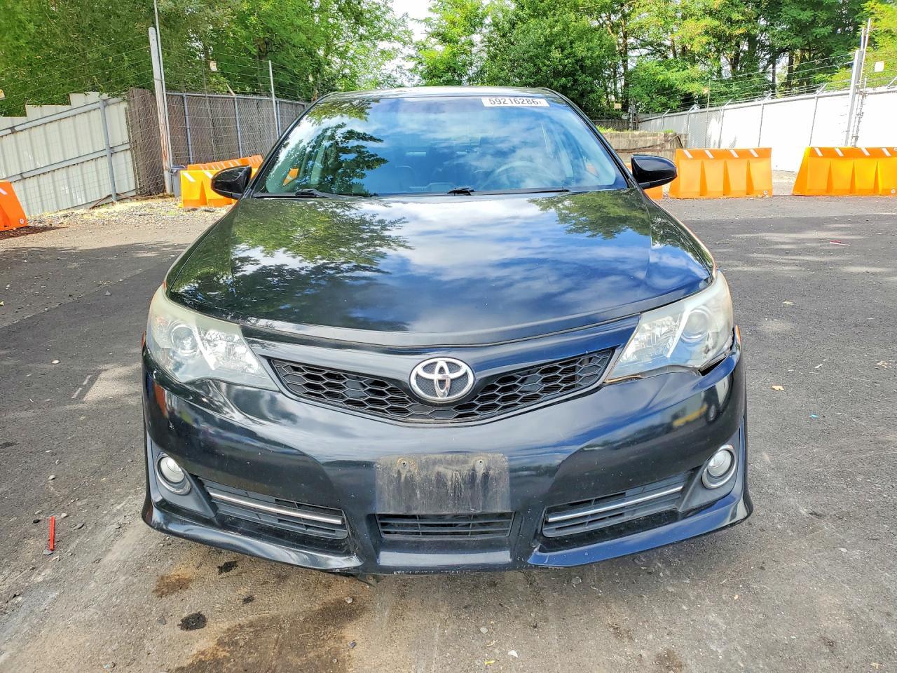 2012 Toyota Camry Se - Фото 5