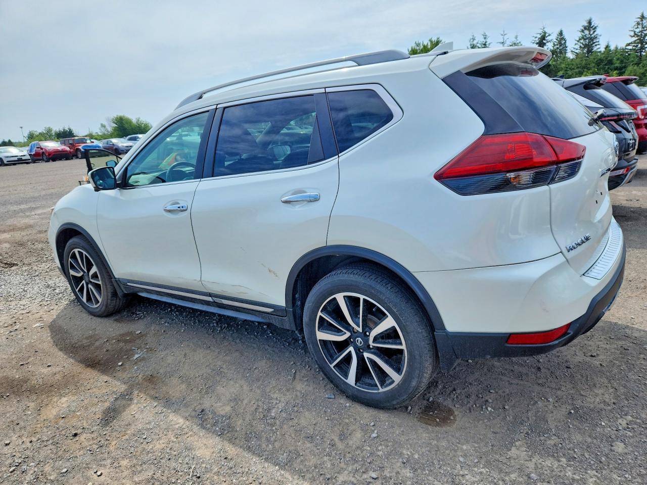 2018 Nissan Rogue S - Фото 2