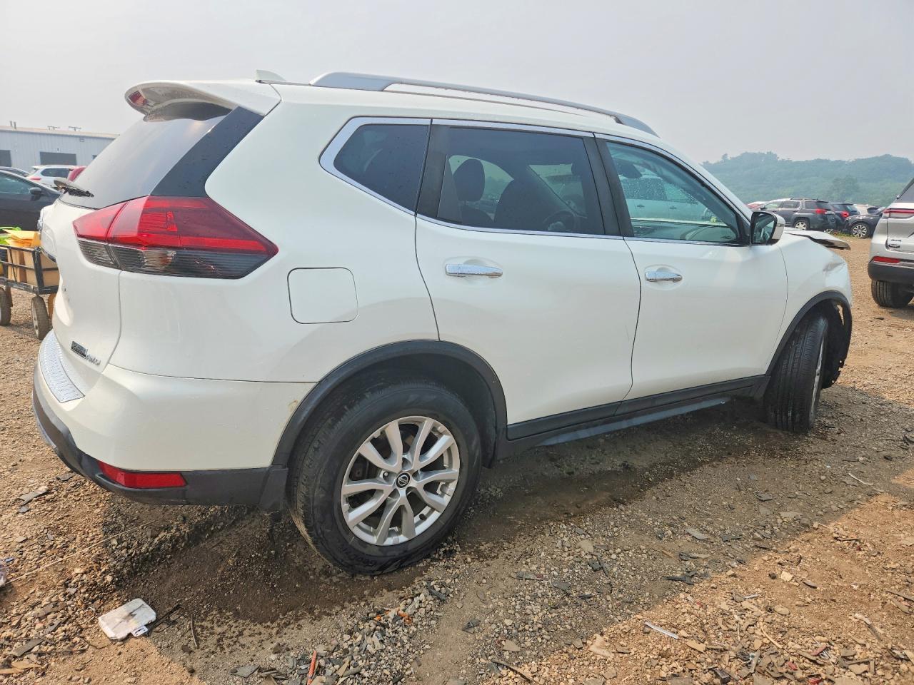 2019 Nissan Rogue S - Фото 3