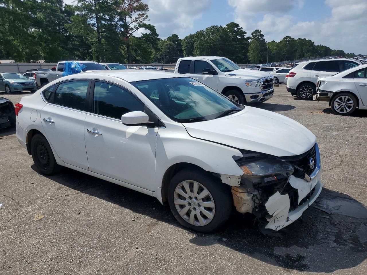2017 Nissan Sentra S - Фото 4