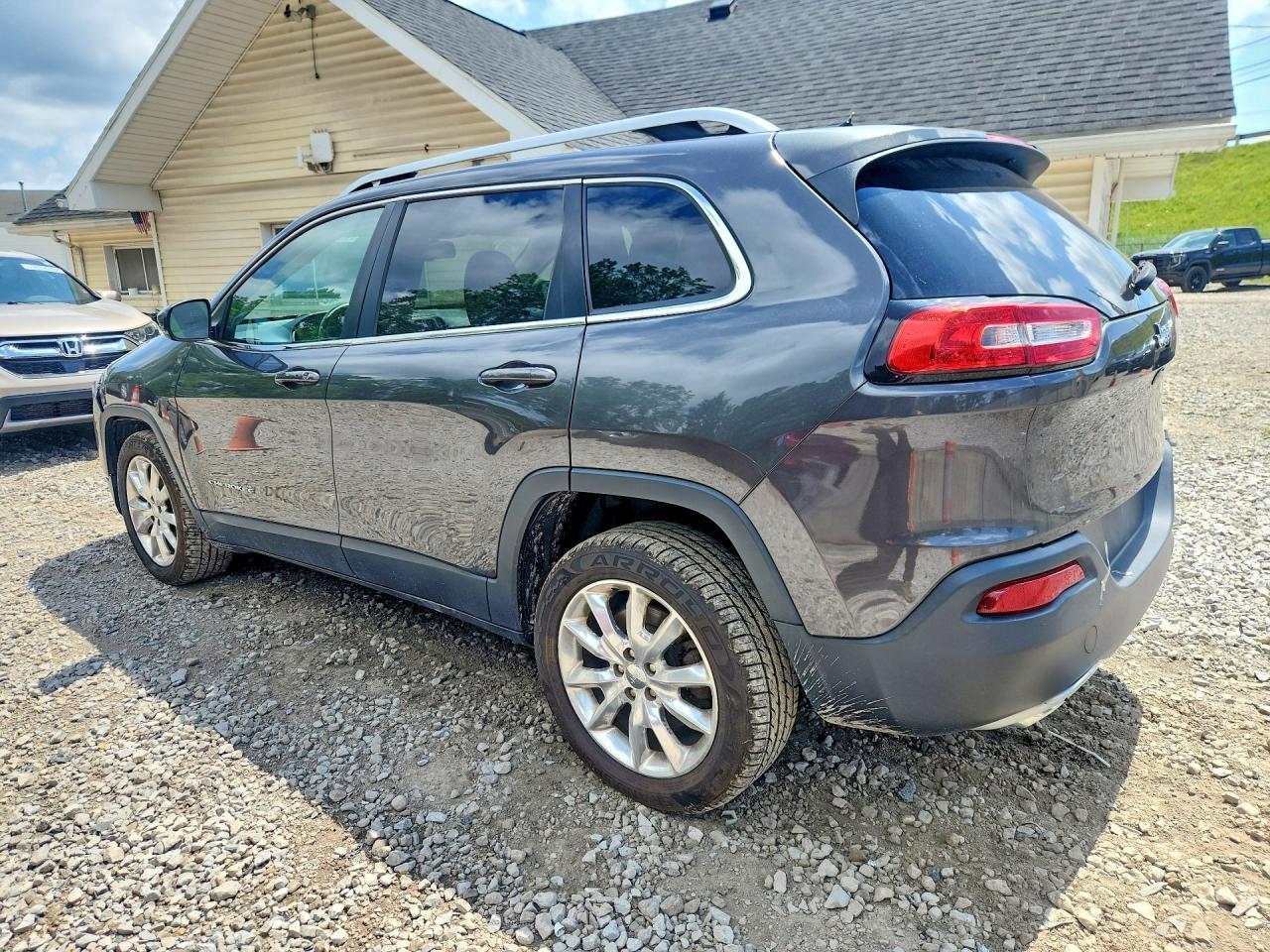 2015 Jeep Cherokee Limited - Фото 2
