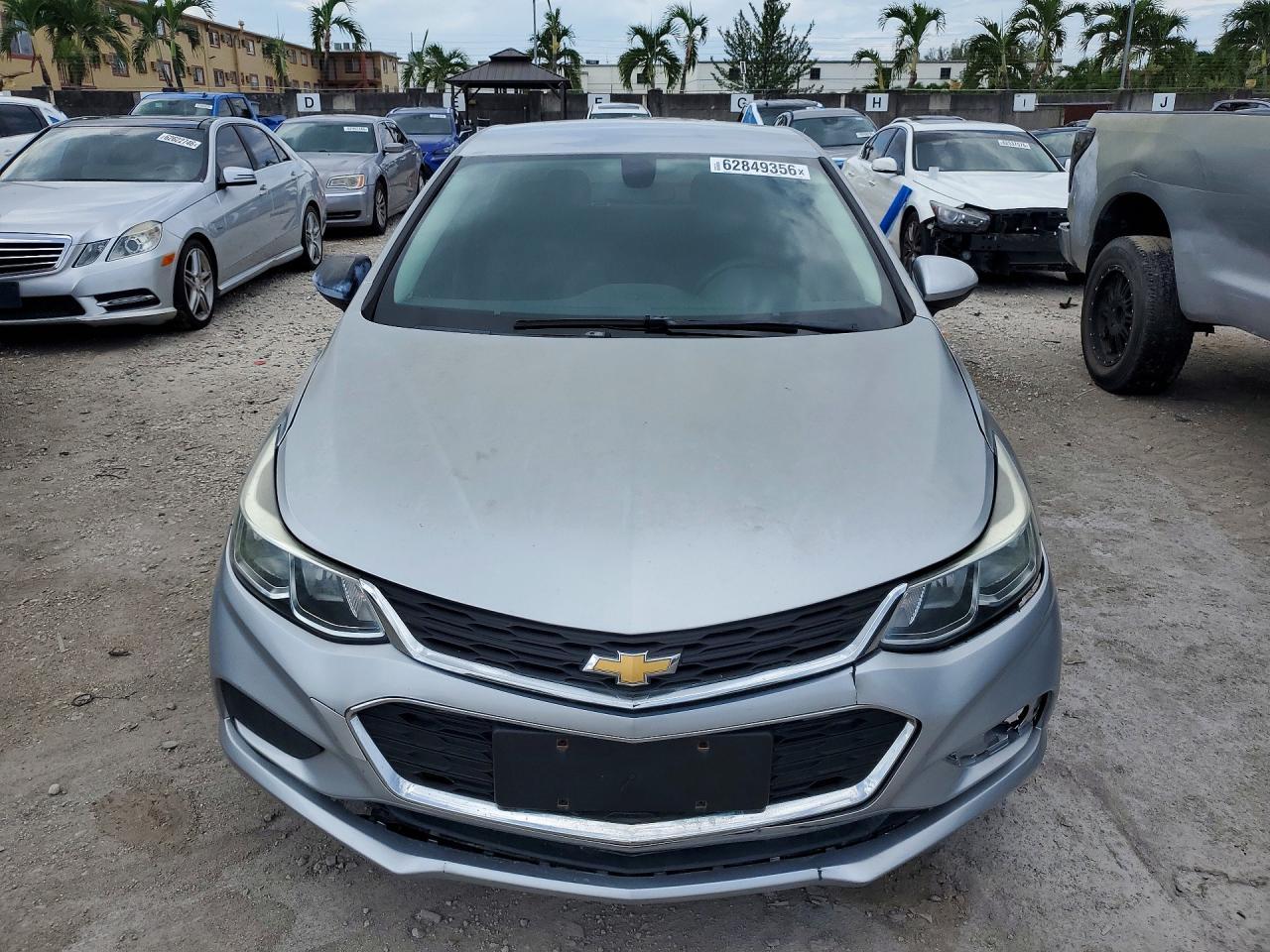 2017 Chevrolet Cruze Ls - Image 5