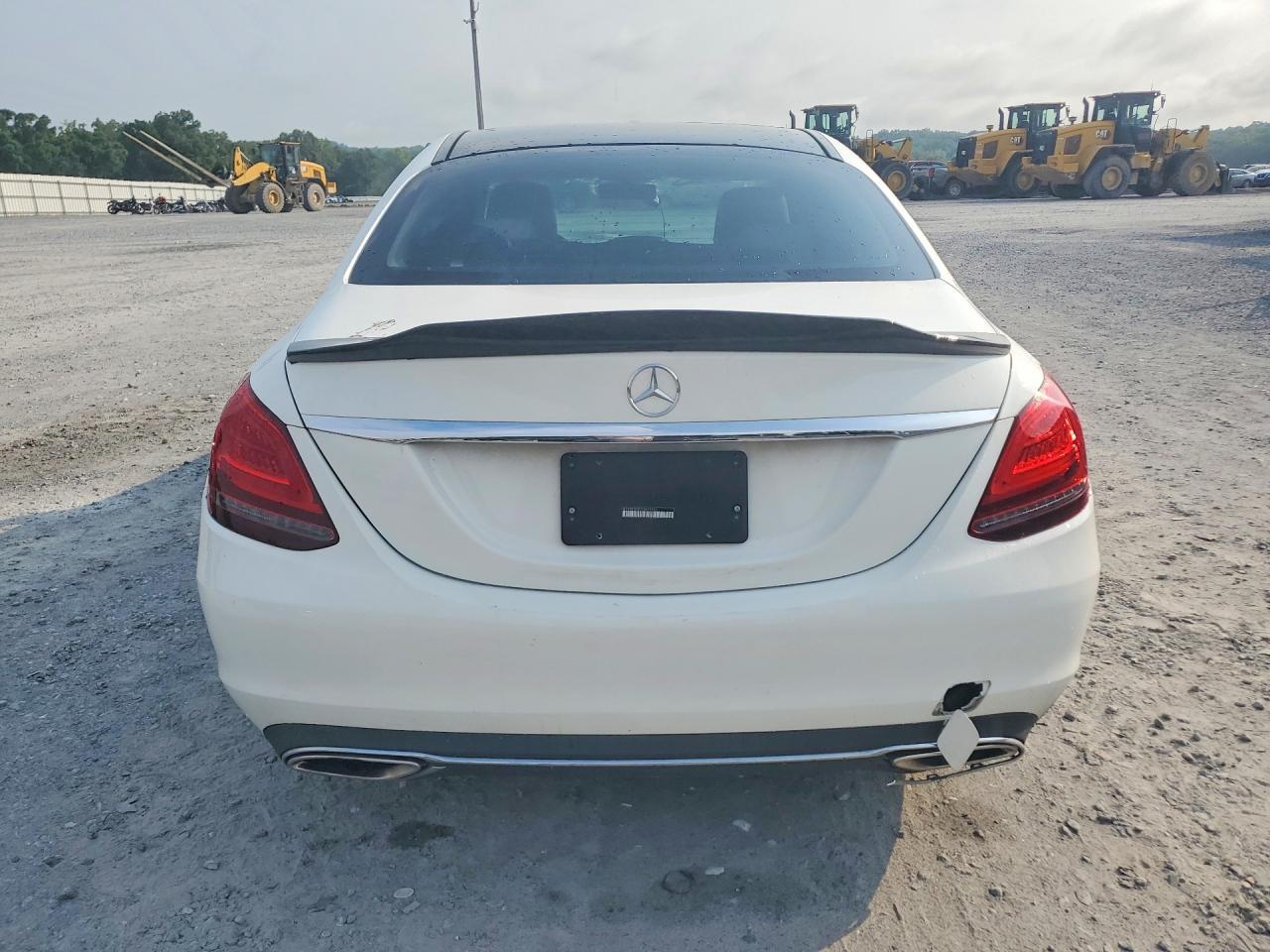 2020 Mercedes-Benz C 300 - Фото 6