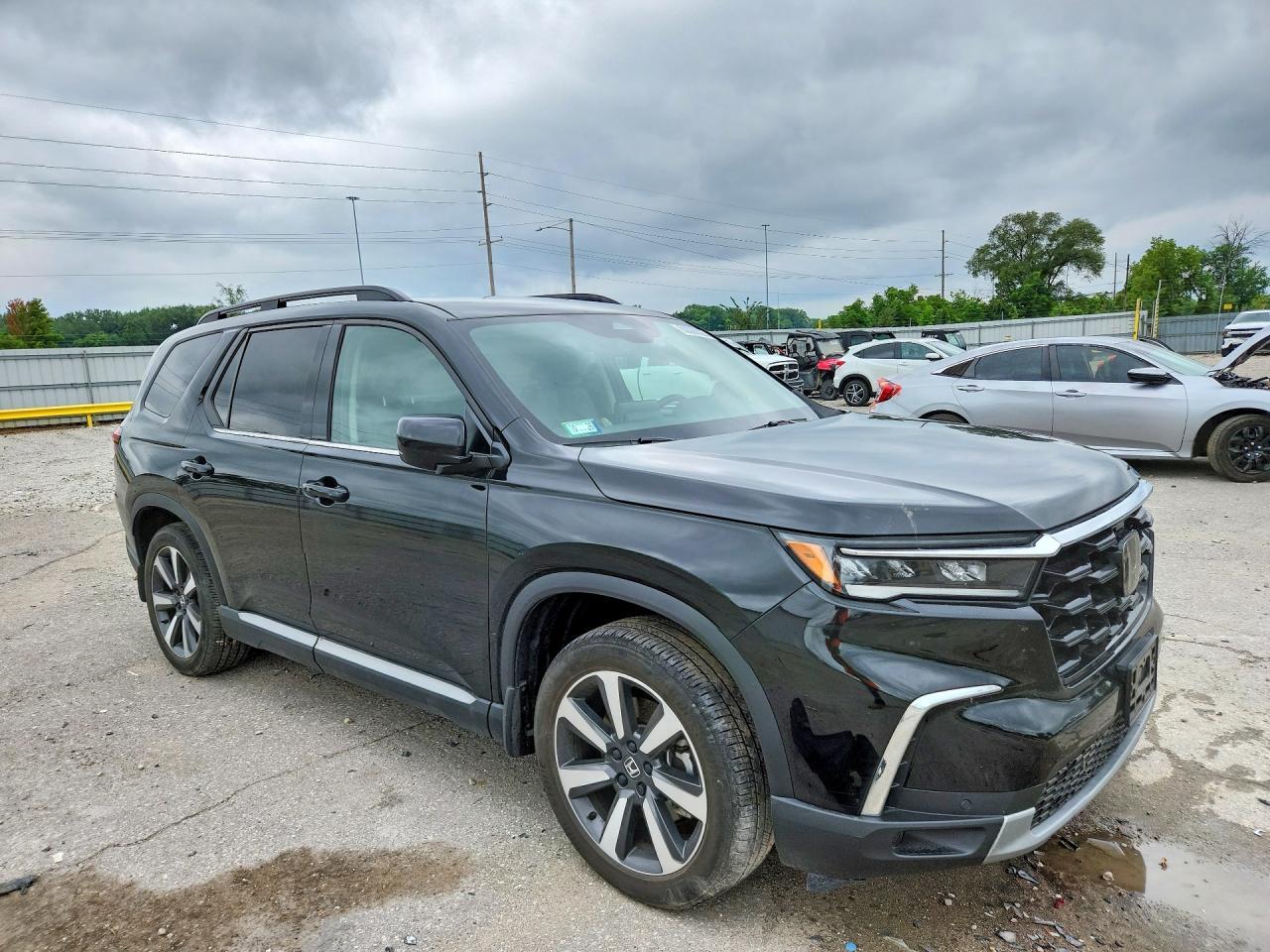 2024 Honda Pilot Touring - Image 4