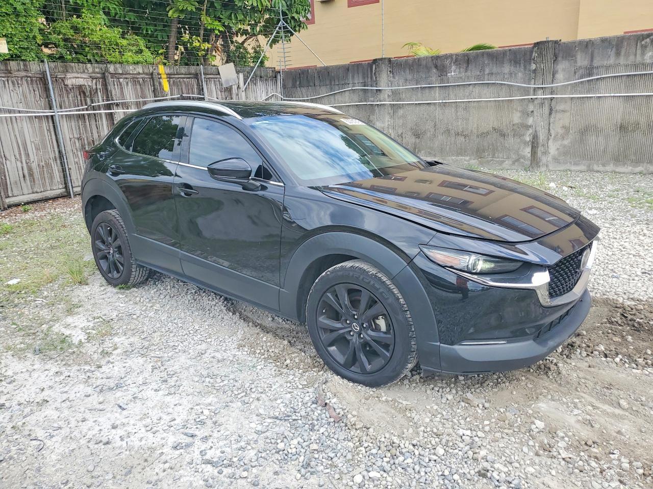 2022 Mazda Cx-30 Premium - Image 4